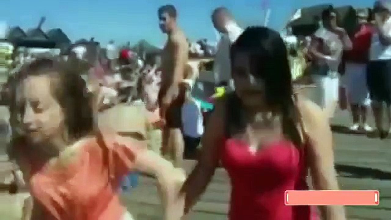 ‫مواقف مضحكة ومؤلمة ومحرجة للبنات جديد 2013‬