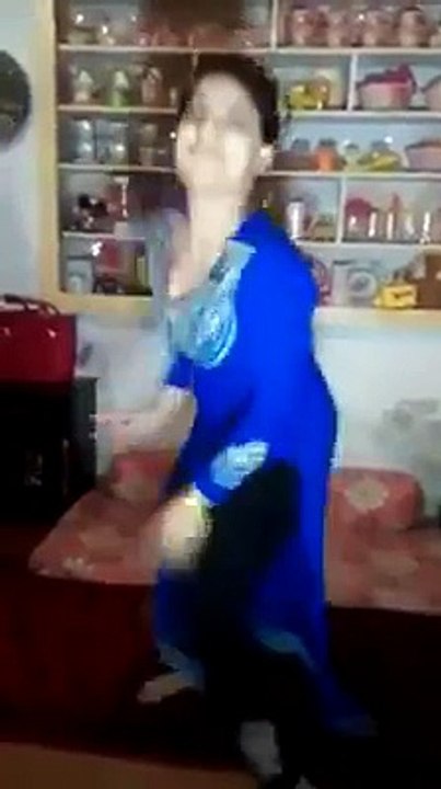lahori girl dance in house