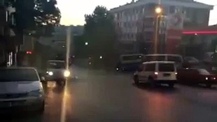 20. saniye beni benden aldı içim cız etti :D | Accident Cars