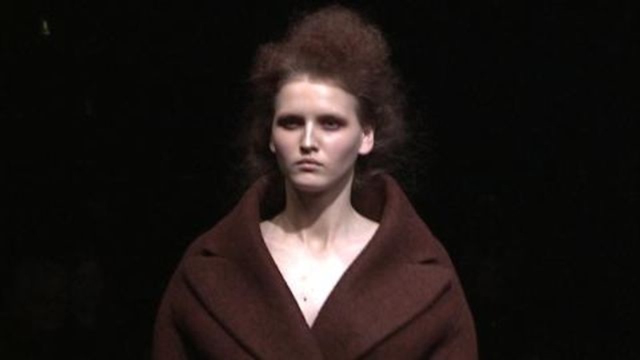 Prada: Fall 2009 Ready-to-Wear