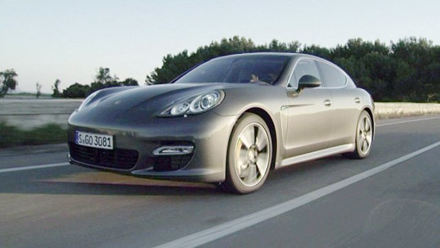 Porsche Panamera Auto-Videonews