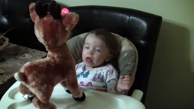 Little Girl Freaks Out When Rudolph Loses His Head