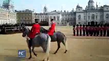 Queen Elizabeth II hosts welcome ceremony for President Xi Jinping - Britain holds royal welcome for Chinese president on _super_ state visit