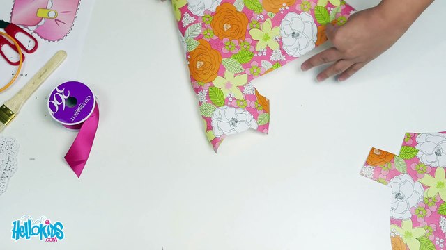 Déguisements Poupées de papier (Hellokids)