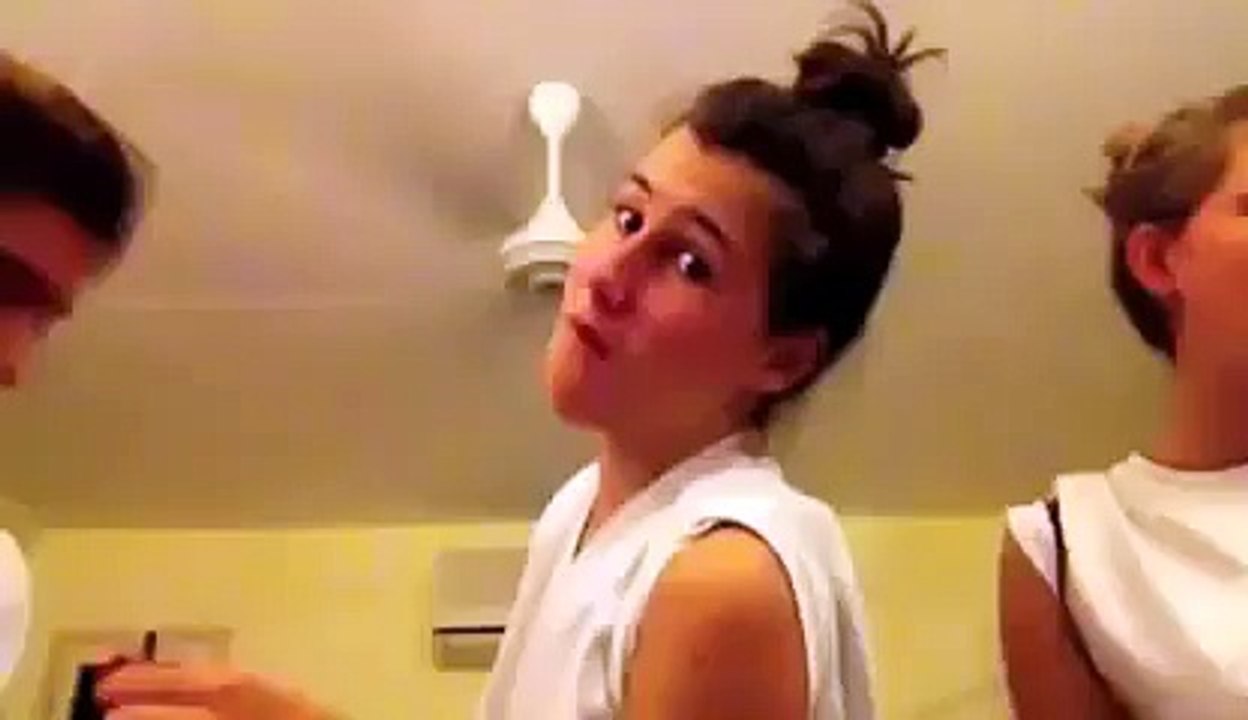 girl fan