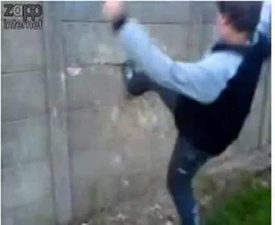 leg stuck Wall