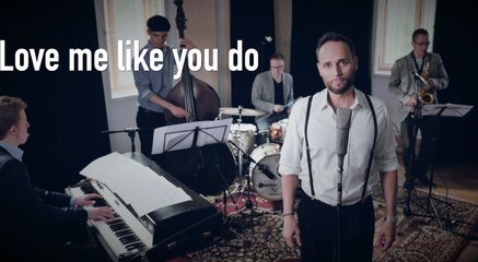 Love me like you do & Grande amore - The Mashup by HIT'S AMORE