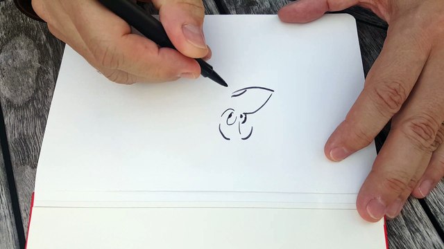 Didier Conrad dessine un personnage de Astérix