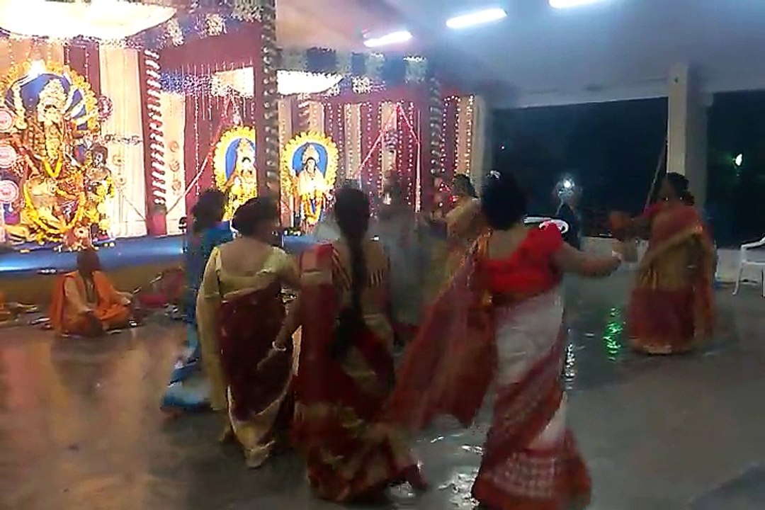 Dhuni Naach