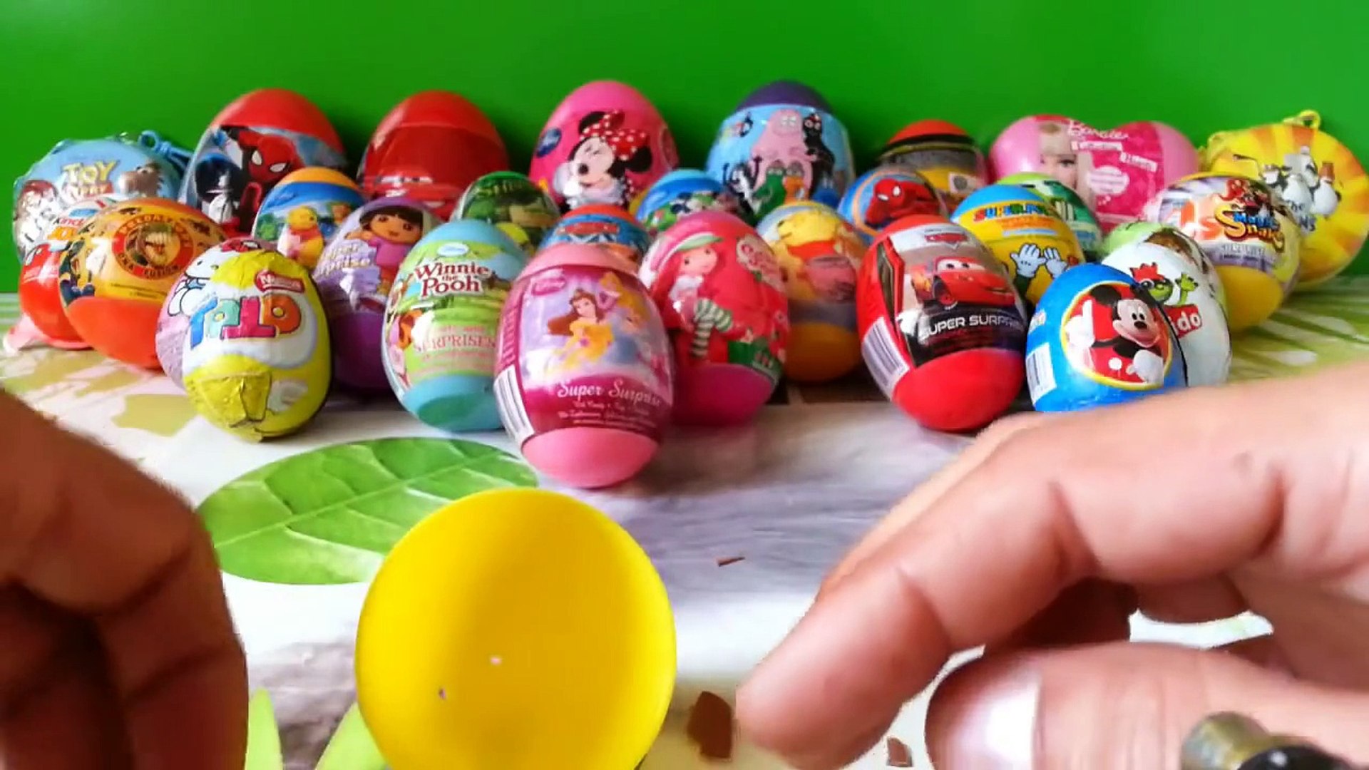 spiderman kinder egg