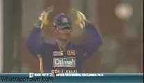 Ball hits the wicket keeper head -video dailymotion