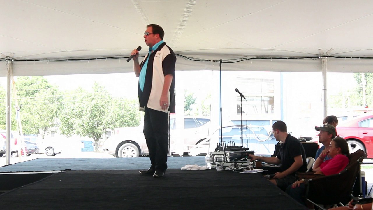 Tom Fulcher sings 'If I Can Dream'  Elvis Week 2015