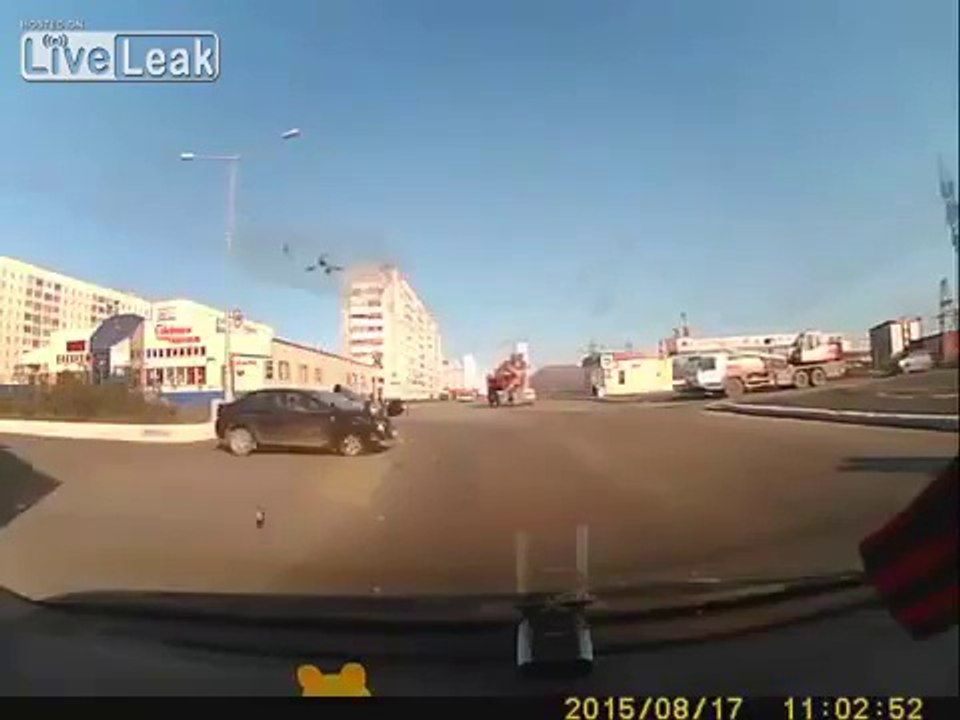 Bad crash-jumping out of the car