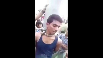 Hindu People Forecely pressuring Muslim to say he is Hindu