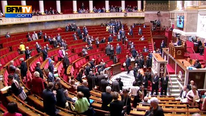 L'Assemblée rend hommage aux 33 premières députées