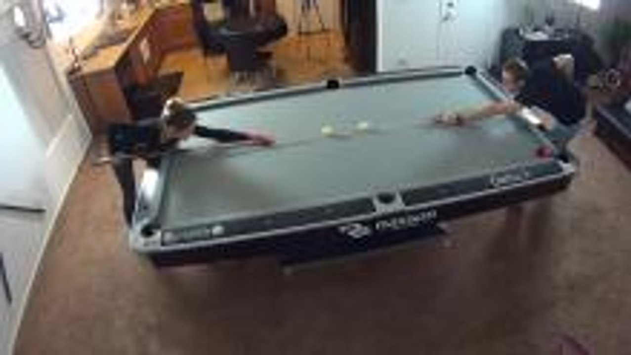 Venom & Venomette Amazing Pool Trickshots II