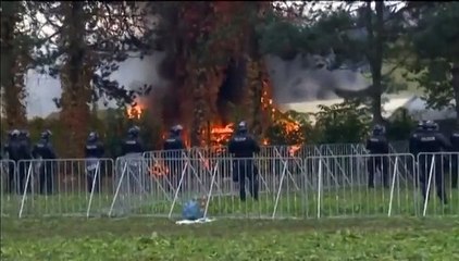 Slovénie : un incendie vite maîtrisé provoque un début de panique parmi les migrants