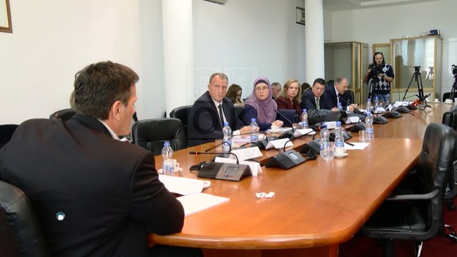 QEVERIA PREMTON RRITJE PAGASH ÇDO VIT