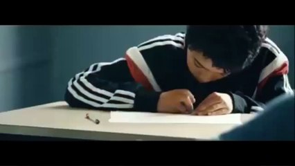 Fransız öğretmen öğrencilerinden Charlie Hebdo dergisinin yeni sayısı için Peygamb