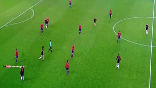 Pontus Wernbloom performs worst dive of all time during CSKA Moscow vs Manchester United