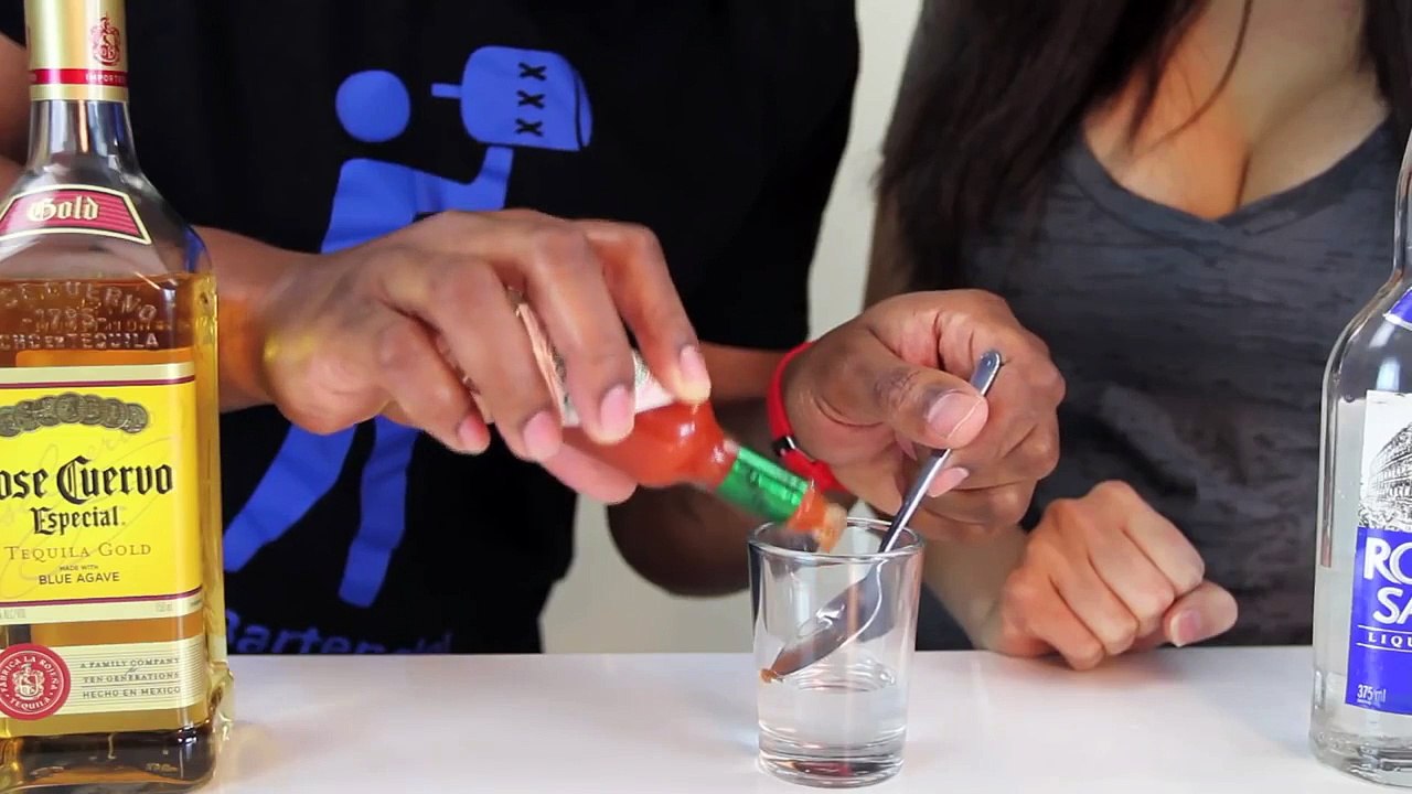 How to make the Flatliner Shot Tipsy Bartender