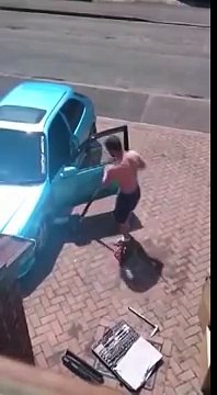 Когда ты думаешь, что никто не видит