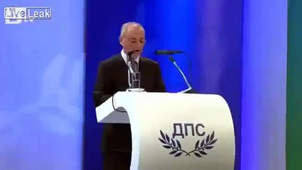 Les images CHOC d'une Tentative d'Assassinat suivie d'un Bastonnage Violent - DU JAMAIS VU !