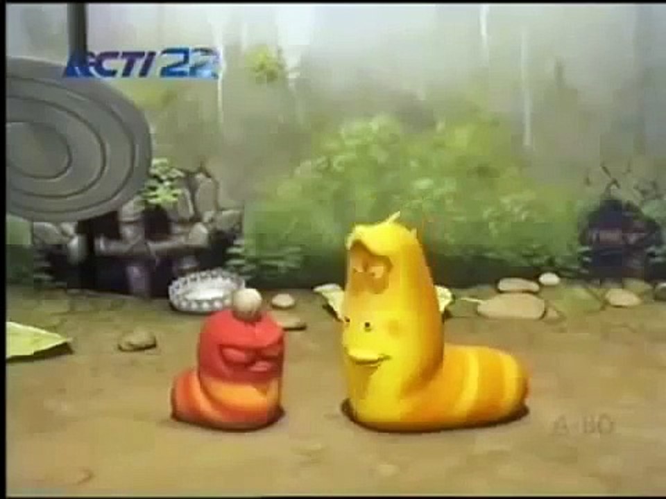 Larva hay - Ấu trùng tinh nghịch - Đọ mắt - Staring Contest