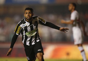 Santos aproveita 'apagão' do São Paulo e abre boa vantagem na Copa BR