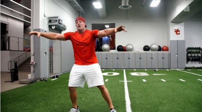 JJ Watt Busts Out The Practice Impressions