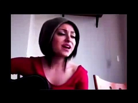 Amatör ses Kızın Sese Dikkat Omuzumda Ağlayan Bir Sen amatör müzikler