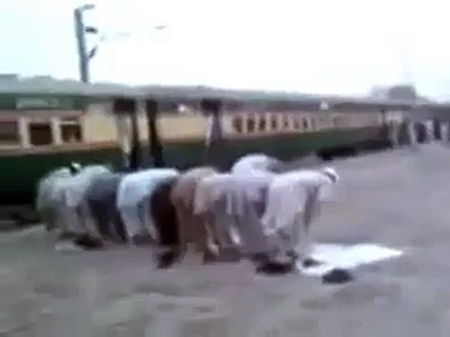 ⁣namazi is running