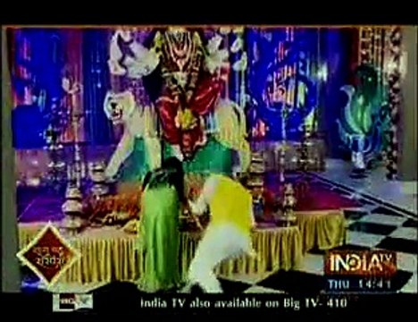 Pragya ko Bachane Mein Abhi ne Daali Apni Jaan Khatre main - 22th october 2015 - Kumkum bhagya