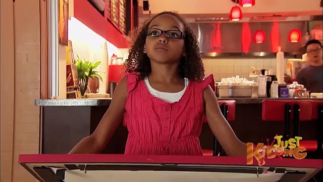 Art Gallery Fail - Just Kidding Pranks