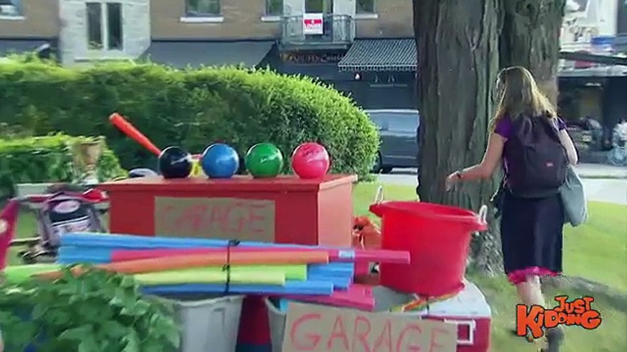 Bowling Bomb Prank