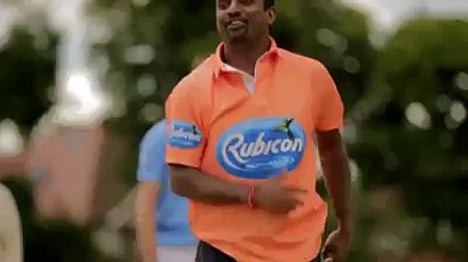 Great Muttiah Muralitharan. Watch this bowl.