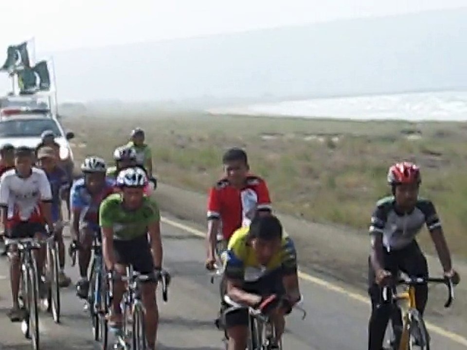 Kaleem Awan in Action Chief Organizer Pakistan Cost Guard Karachi Gawadar Cycle Race (17)