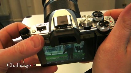 Faut-il craquer pour l'Olympus OM-D EM10 Mark II?