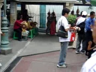 Phra Phrom Erawan Shrine2