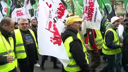 Pologne: Au pouvoir depuis 2007 les libéraux risquent la déroute