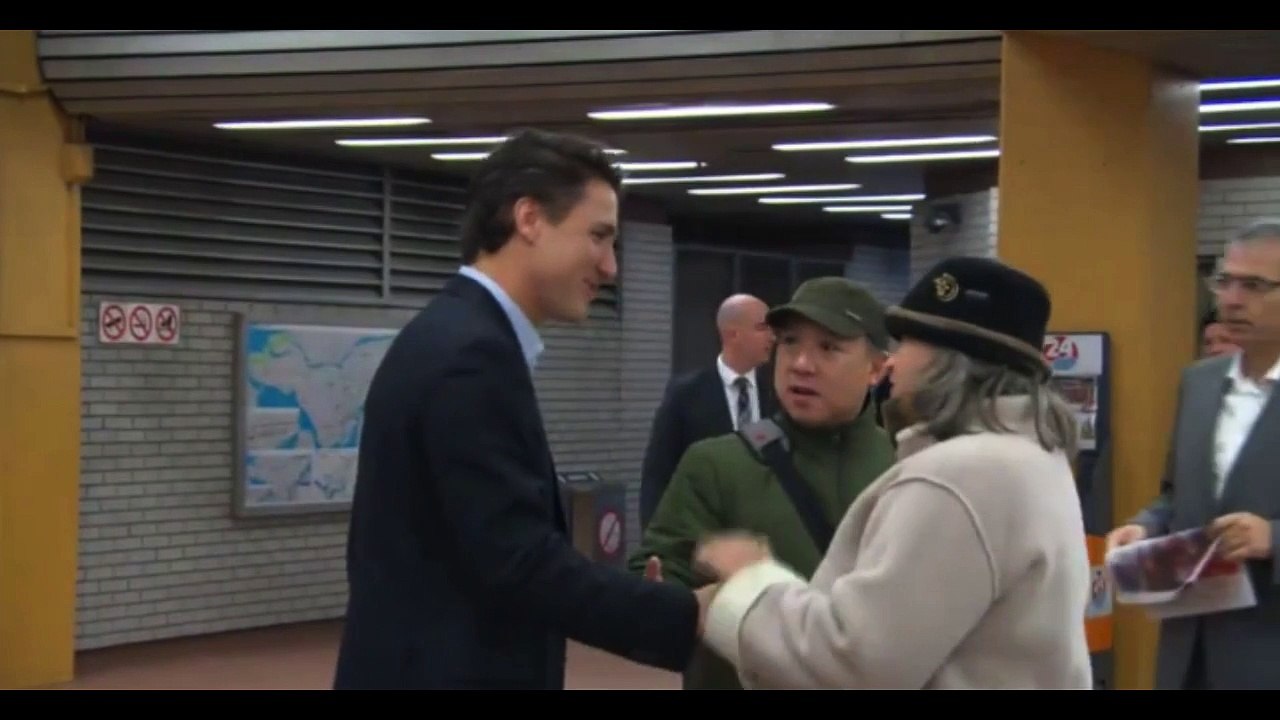 Canada : le nouveau Premier ministre remercie ses électeurs dans le métro