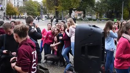 Flash mob des étudiants sage-femme