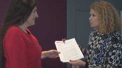 Test-Achats a remis sa pétition à Marghem contre la hausse de la TVA sur l'électricité