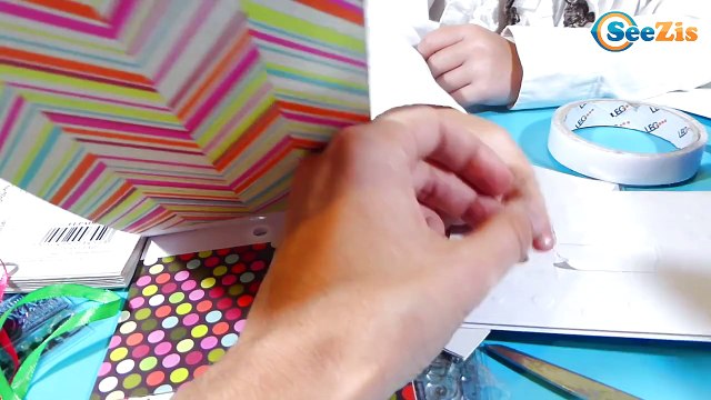 ✔ Фиксики и Девочка Маша делают Открытку ко Дню Учителя в ФИКСИ лаборатории - Fixiki and Masha ✔