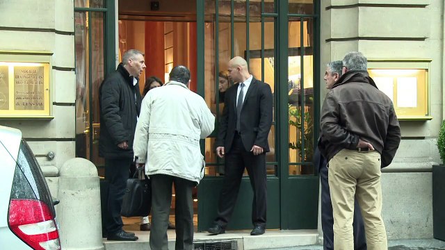 Air France: plusieurs milliers de personnes rassemblées à Paris