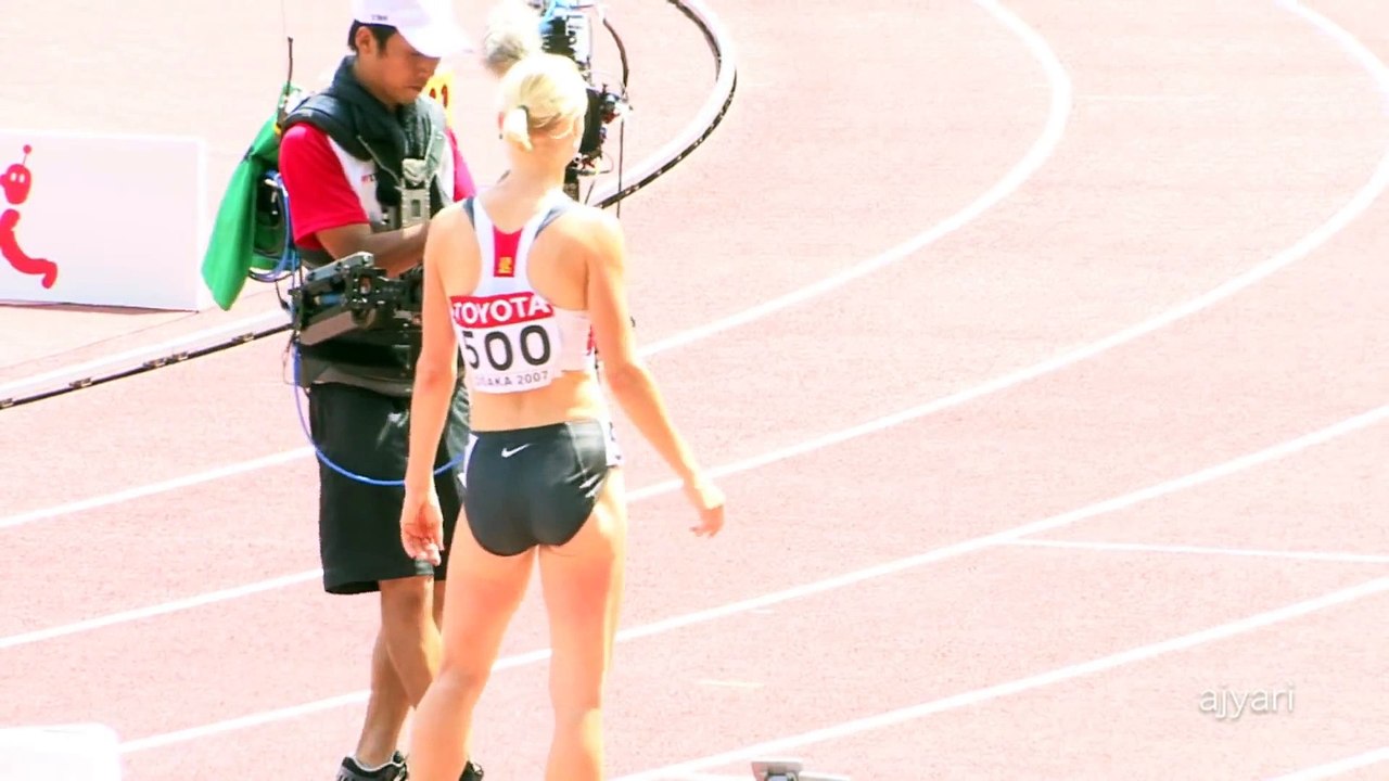 Christina Kron 2007, a German 400m hurdler