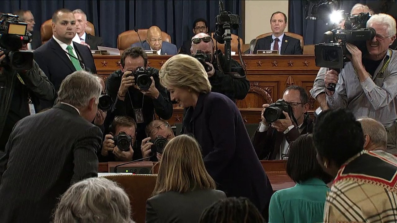 Clinton asume responsabilidad por tragedia en B...