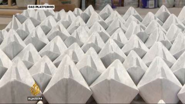 Representing refugees' desperate journeys through art