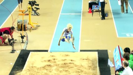 women s triple jump warm-up