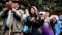 Entregan tierras desminadas a campesinos en Colombia